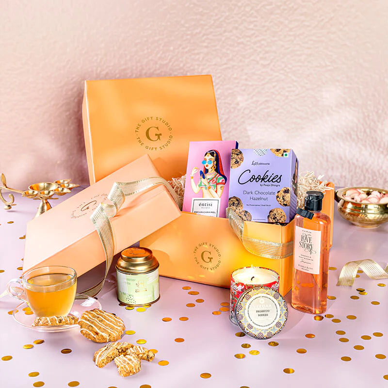 THE FESTIVE GLOW BOX