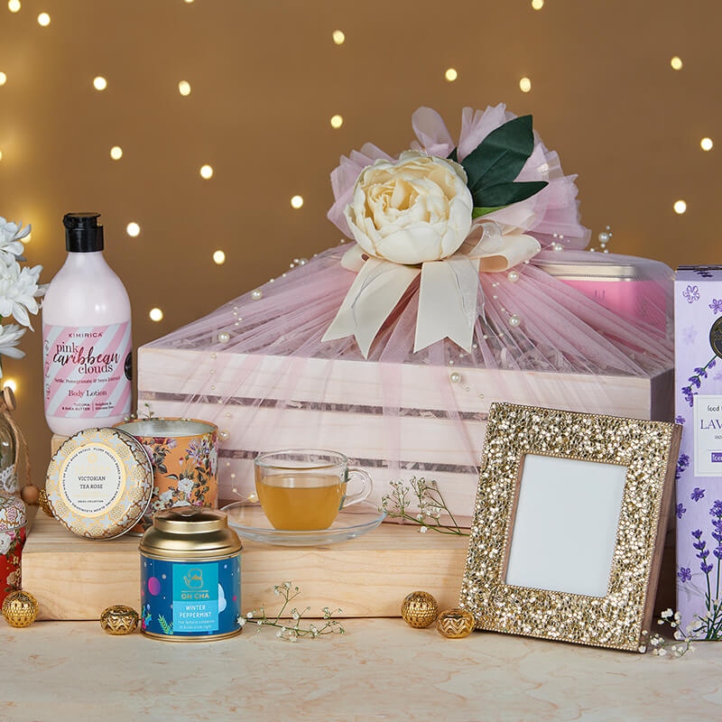 PRETTY CRATE TALE