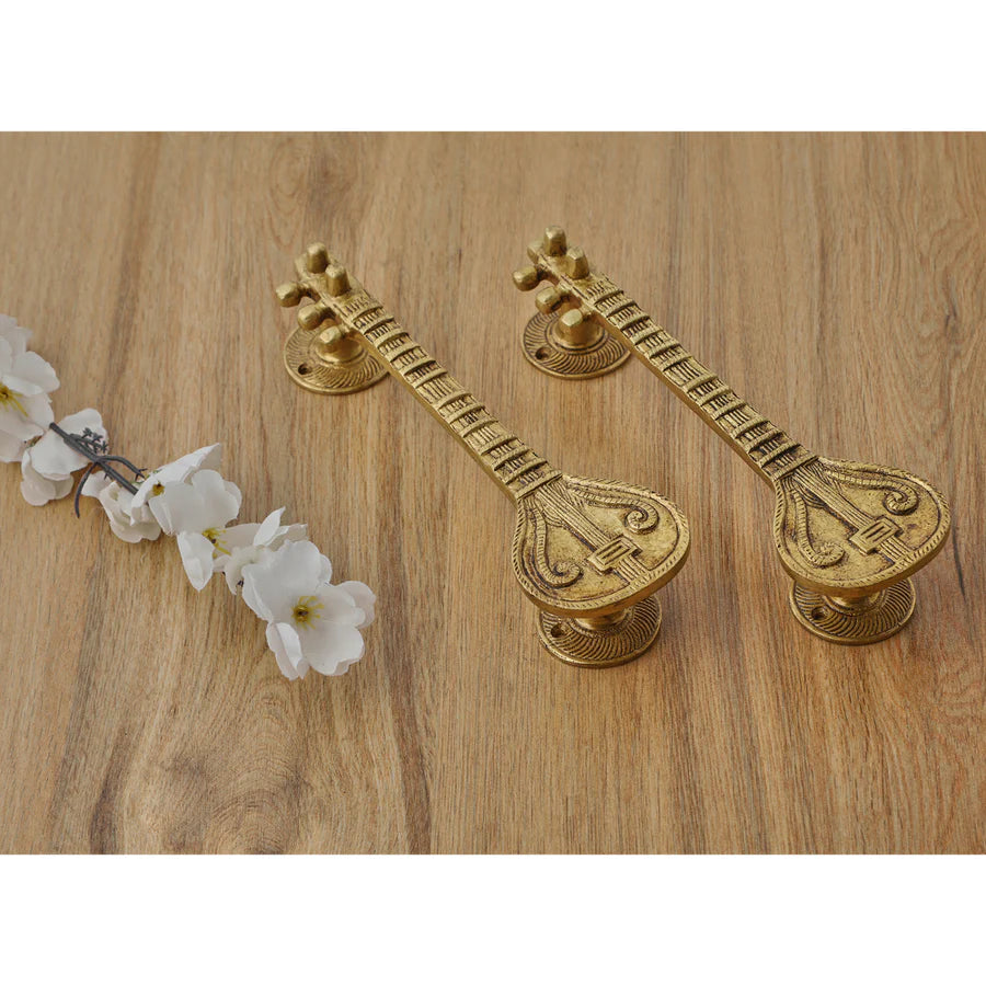 Art Sitaar Design Brass Door Handle