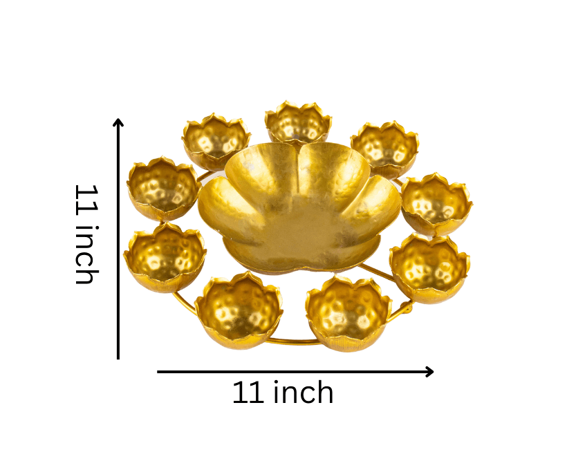 Decorative handcrafted bowl for floating flowers