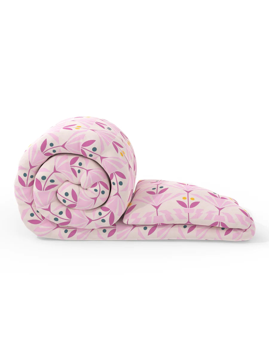 Super Soft Microfiber Double Roll Comforter For All Weather (floral-dusty pink)