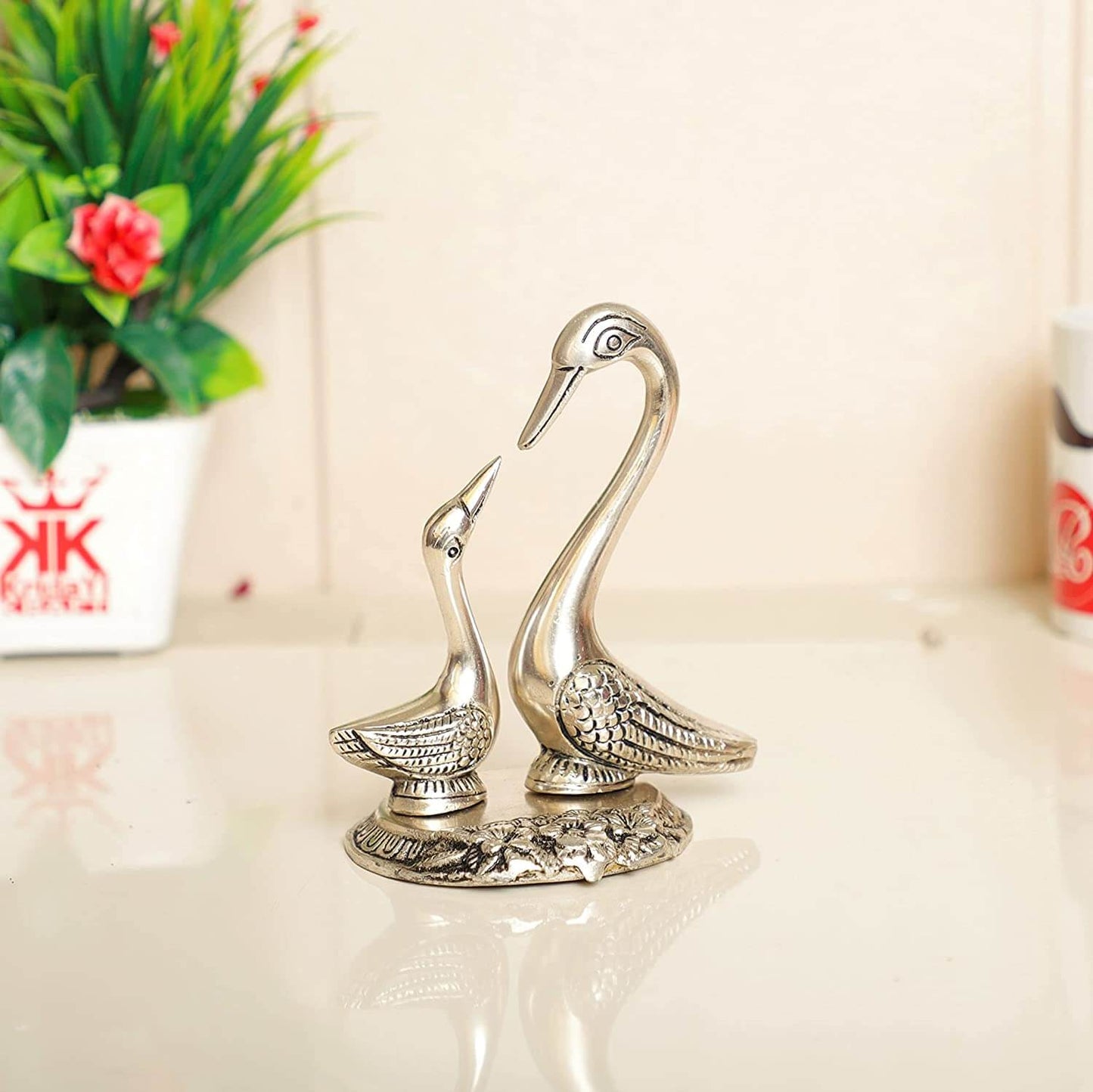 Metal Love Birds Swan Set Pair of Kissing Duck, Showpiece Statue – Medium, silver
