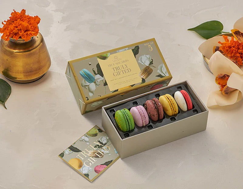 Macarons (box of 5)
