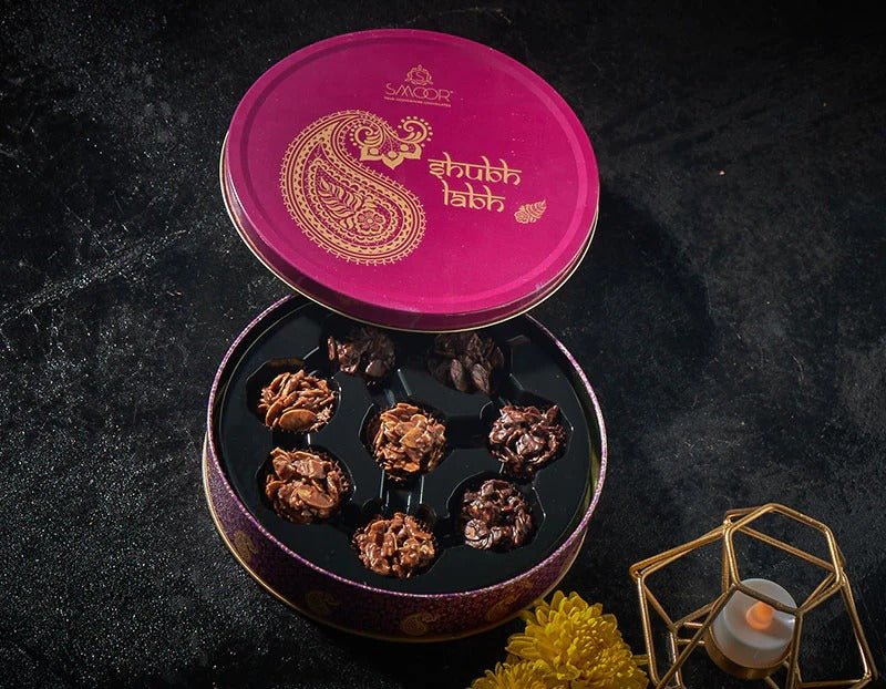 Almond Sensation Paisley Mini Chocolate Tin