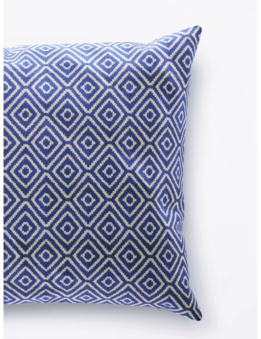 Decorative Hand Loom Cotton Jute Cushion Covers (geometric-blue/white)