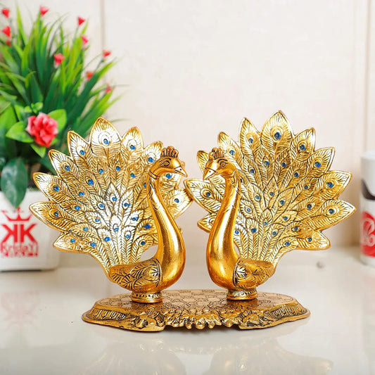 Metal Double Lovers Peacock Statue, Showpiece Figurine- Standard, Gold