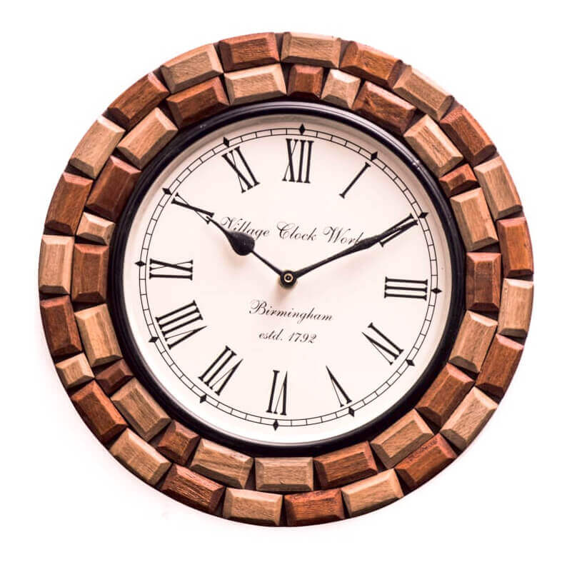 WOODEN ANTIQUE LOOK STYLE WALL CLOCK